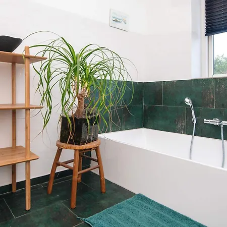 Vakantiehuis Elegant Getaway- By Traum *